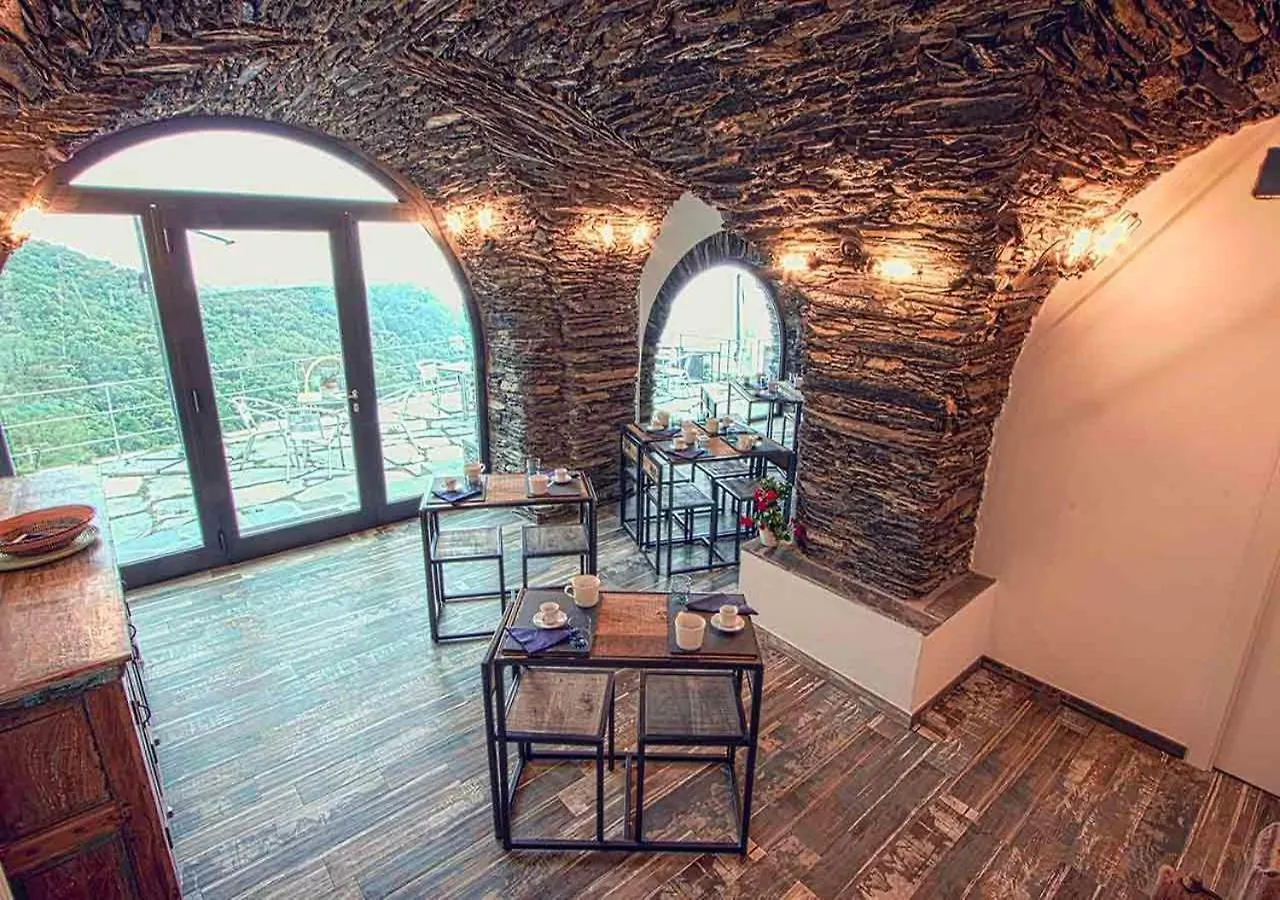 Oltremare Guest House لافانيا 0*,  إيطاليا
